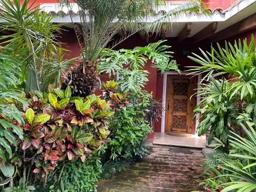 Casa Con Vigilancia Zona Tranquila Cerca Del Camino Real Sum