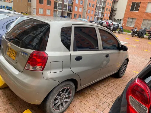 Chevrolet Aveo 1.4 Five