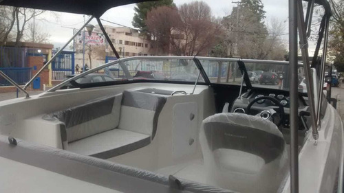 Imagen 3 de 24 de Canestrai 208 Con Volvo 200 V6