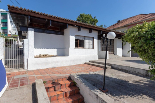 Casa Em Nonoai Com 4 Dormitórios - Lu431988