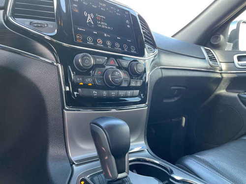 Imagen 15 de 15 de Jeep Grand Cherokee 2019 5p Limited Lujo 4x2 V6/3.6 Aut