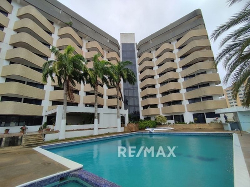 Imagen 18 de 19 de Town House En Edf. Atenea Suite