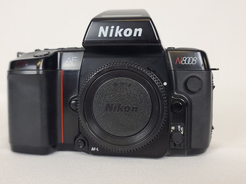 Nikon N8008 35mm | Camara Vintage Rollo | Autofocus Enciende