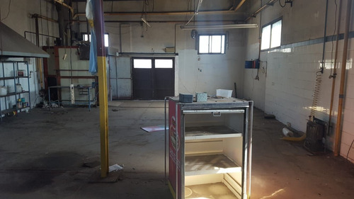 Imagen 8 de 11 de Galpon En Venta En José Ingenieros