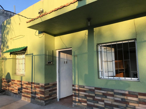 Residencia Estudiantil Mixta Frente Al Cerp En Salto.