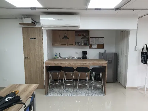 Oficina/local Comercial Primer Piso En Versalles