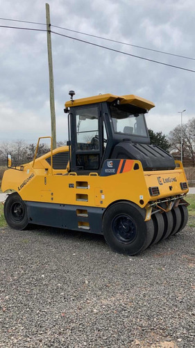 Imagen 1 de 8 de Vibrocompactador Liugong CLG 6520e