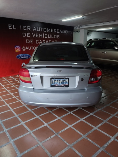 Kia Rio Stylus 1.5