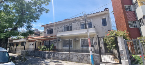 Venta Casa La Blanqueada - Gral.urquiza Y Luis A. De Herrera (próximo)