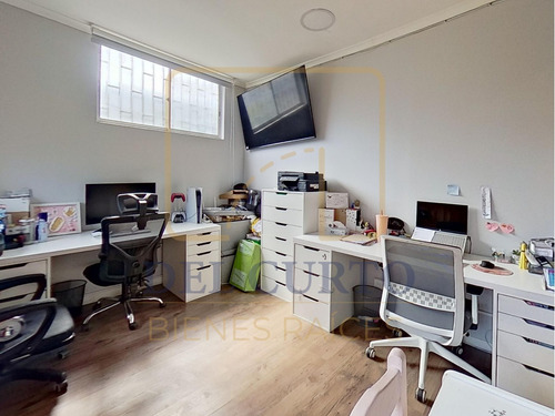 Casa Remodelada En Barrio Residencial 4d | 3b