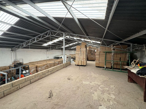 Bodega En Venta, Bosques De Xhala, 425 M2