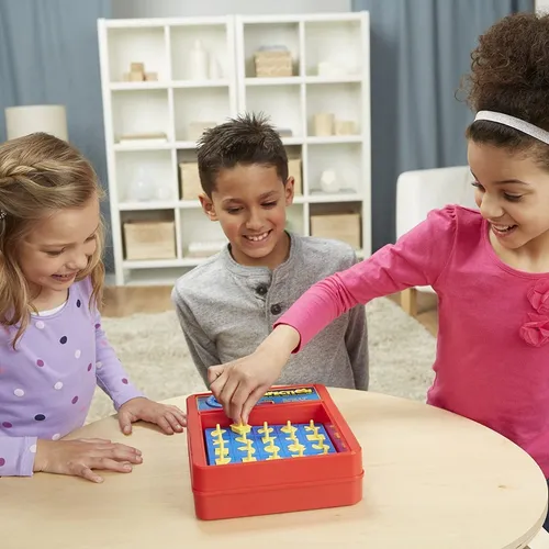 Juego de mesa outlet destreza hasbro gaming