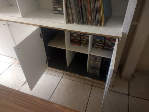 Estante De Madeira Revestida Com Formica Branco (Usado)