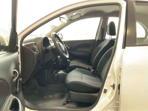 Imagen 10 de 13 de Nissan March 2017 5p Sense L4/1.6 Man