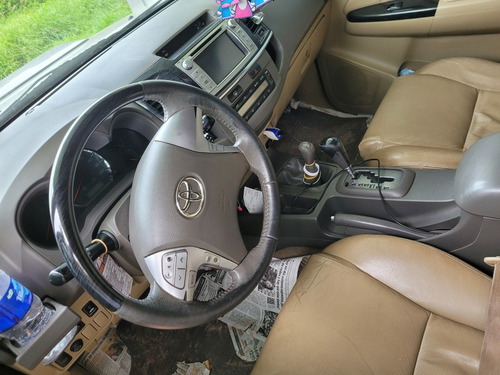 Toyota SW4 Srv automática 7 asientos