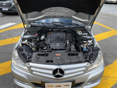 Imagem 4 de 10 de Mercedes Benz C-180 Cgi Classic