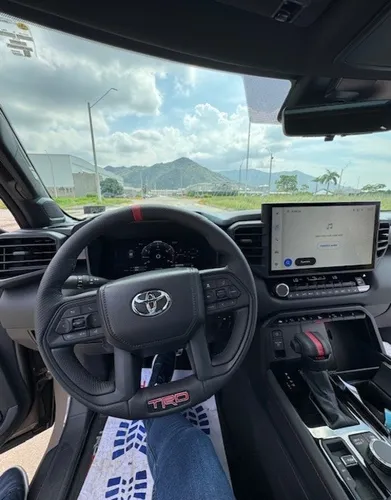 Toyota Sequoia 3.5 V6 Trd Pro