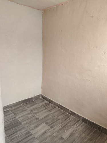 Casa Col. Real Hacienda (metrópolis I)
