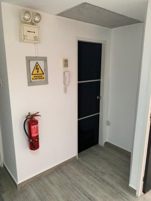 Imagen 6 de 6 de Oficina En Venta Avenida Bolivar