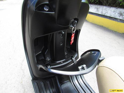 Imagen 13 de 25 de Vespa Vxl 150