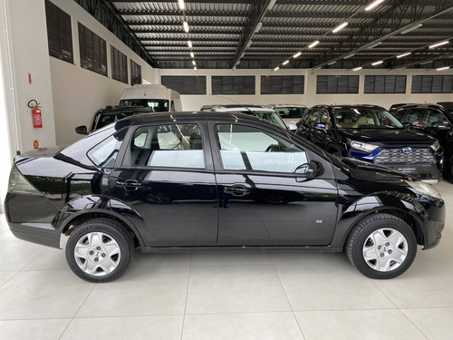 Imagem 10 de 15 de Ford Fiesta 1.6 Rocam Sedan 8v Flex 4p Manual
