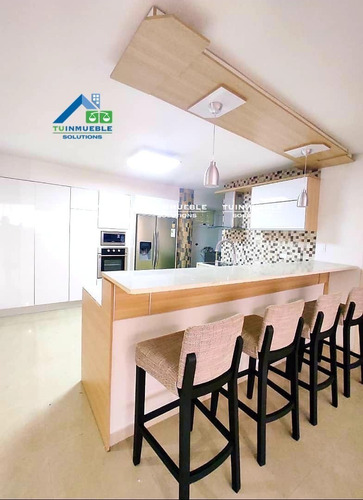 Imagen 7 de 14 de En Venta Apartamento En La Urbanización Playa Grande