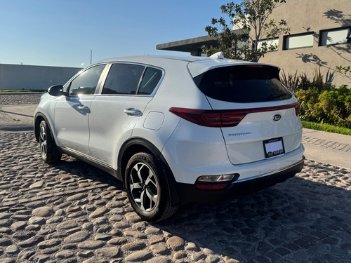 Kia Sportage 2.0 Lx L At