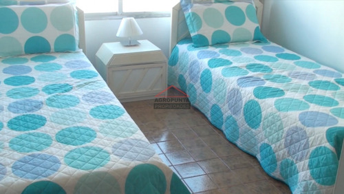 Apartamento En Mansa, 3 Dormitorios *- Ref: 4978