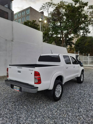 Imagen 7 de 9 de Toyota Hilux Kavak