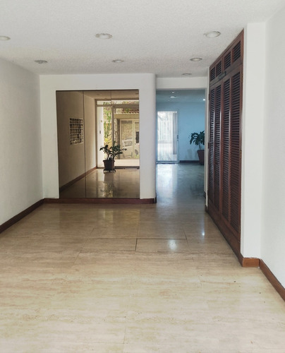 Mh - Alquilo Apartamento Amoblado 91 M2, 3 Hab, 2 Baños, 2 Esta- Urb. Macaracuay
