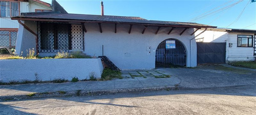 Casa En Arriendo De 5 Dorm. En Puerto Montt