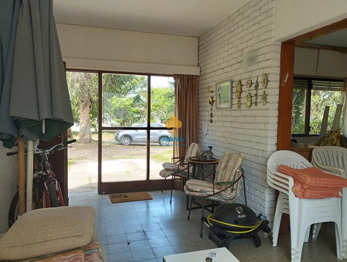 Venta, Apartamento 2 Dormitorios, A 200 Metros Del Mar, Atlántida