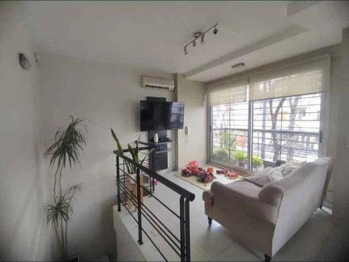 Excelente Ph Al Frente De 5 Ambientes + Terraza Con Parrilla Reciclado A Nuevo !!!