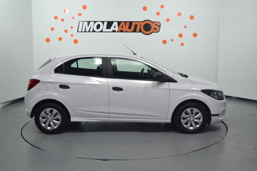 Imagen 2 de 12 de Chevrolet Onix Joy 1.4 Ls Mt 2019-imolaautos