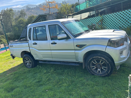 Mahindra Pik-Up D/C 2.2 Crde Mt 4X4