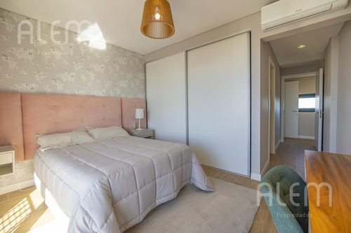 Departamento De 3 Dormitorios De Lujo En Venta En Las Lomitas Street | Lomas De Zamora
