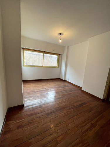 Departamento En Venta De 2 Ambientes Excelente Ubicación - Wilde