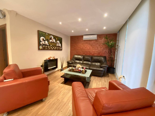 Imagen 2 de 14 de Venta De Casa En El Hatillo Calle Tovar Sector Topotiama- Caicaguana