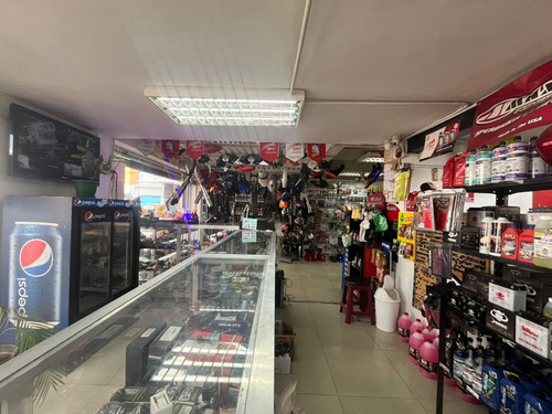 Fondo De Comercio En Venta. Av Lecuna
