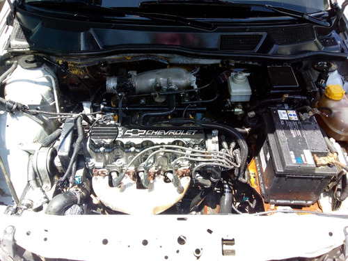Imagem 5 de 9 de Sucata Astra 1.8 8v Ano 2001 Hatch ( Para Peças )