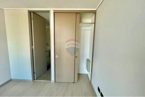 Departamento 1 D/ 1 B Con Amplio Balcón En Ñuñoa