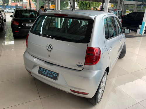 Imagem 7 de 12 de Volkswagen Fox Trend 1.6 Flex 2014