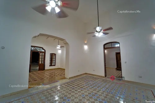 Casa Lujosa En Venta En Centro Histórico Mérida Remodelada