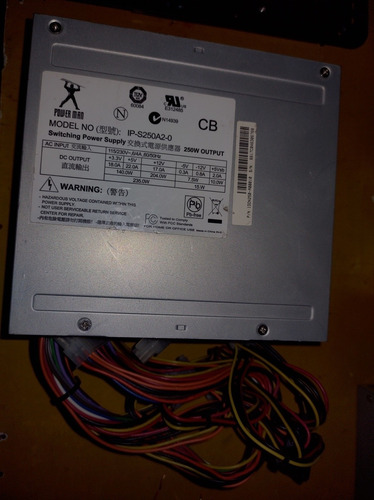 Fuente De.poder Power Man Ip- S250a2-0 Con Puertos Sata 24 P (Usado)