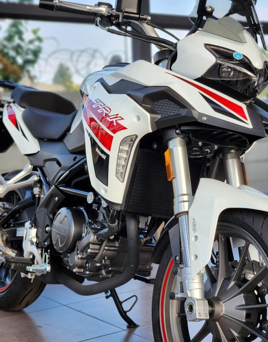 Imagen 9 de 25 de Benelli Trk 251 Abs - Mejor Contado - Ahora 12 Y 18 - F