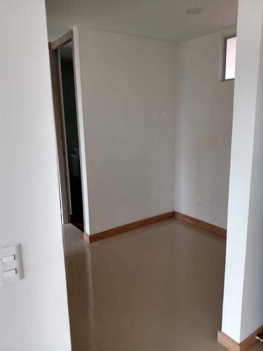Imagen 2 de 8 de Se Arrienda Apartamento En Medellin, Laureles