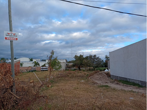 Imagen 2 de 9 de Vendo Terreno Único Dentro Del Casco Urbano De La Ciudad De Esquina°°°°°