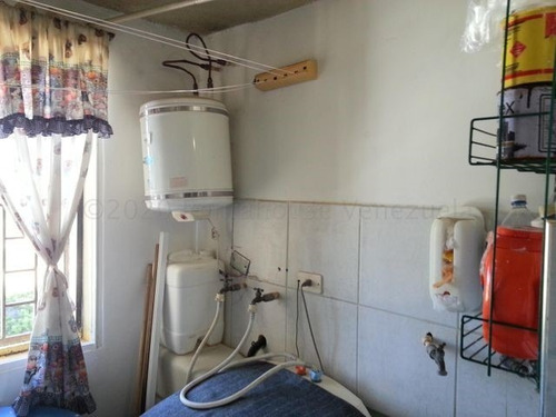 Imagen 21 de 30 de Apartamentos En Venta Las Guacamayas Cabudare 22-3305 #m