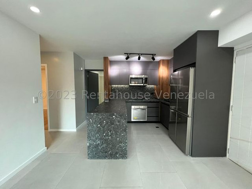 Recién Remodelado! Apartamento En Venta - El Rosal - Cnh