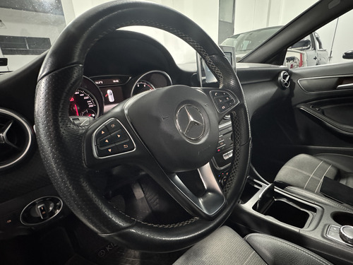 Mercedes-Benz Clase A 1.6 A200 Urban 156cv
